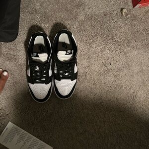 Nike panda dunks
